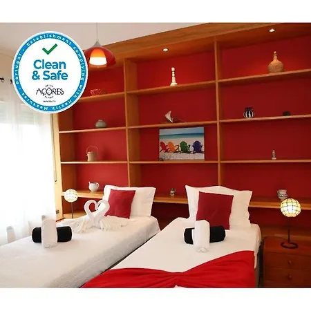 Oceanus Apartment *
